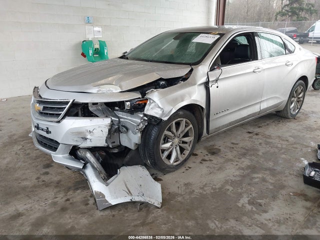 Chevrolet IMPALA 1LT 2018 2G1105S38J9113669 Image 2