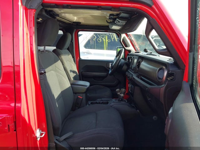 2019 JEEP WRANGLER UNLIMITED 1C4HJXDGXKW527866 Photo 4