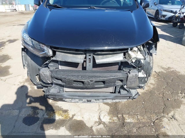 KL7CJKSBXLB066257 Chevrolet Trax Fwd Ls