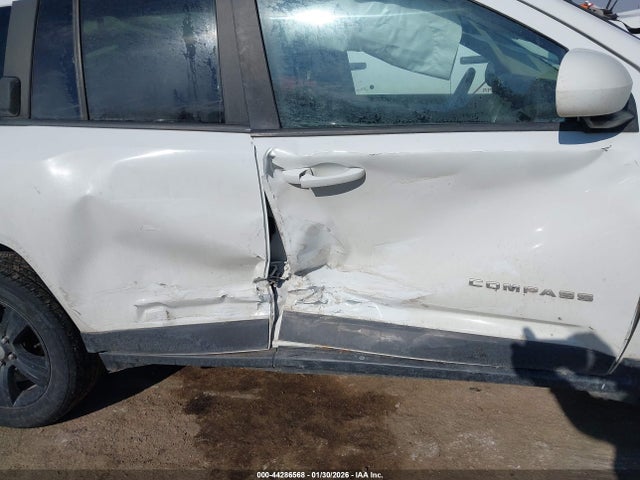 2017 JEEP COMPASS 1C4NJDEB9HD193449 Photo 5