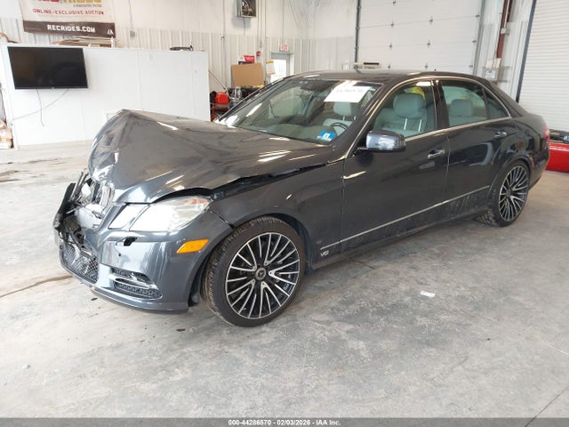 2013 MERCEDES-BENZ E 550 WDDHF9BB5DA743151 Photo 1