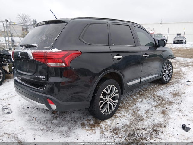 2016 MITSUBISHI OUTLANDER JA4AZ3A30GZ045623 Photo 3