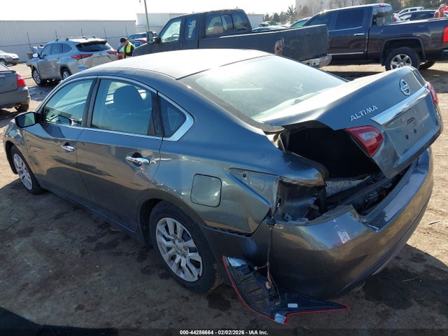 2018 NISSAN ALTIMA 1N4AL3AP1JC169944 Photo 2