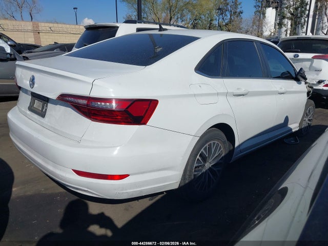 3VWC57BU0MM032955 Volkswagen Jetta 1.4t R-line/1.4t S/1.4t Se