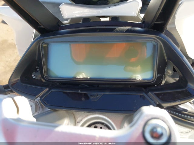 M. V. Agusta Stradale 800 2015 ZCGRGGNT3FV002730 Image 7