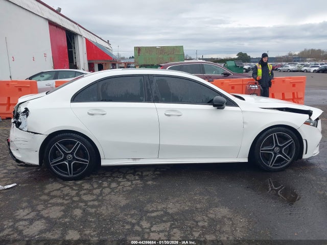 Aukcja sprzedaży 2019 Mercedes-benz A 220 4matic, vin: WDD3G4FB3KW004851, numer aukcji: 44286684