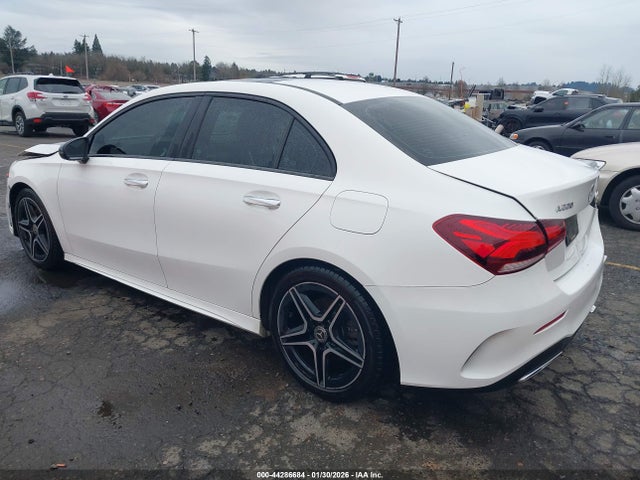 Aukcja sprzedaży 2019 Mercedes-benz A 220 4matic, vin: WDD3G4FB3KW004851, numer aukcji: 44286684