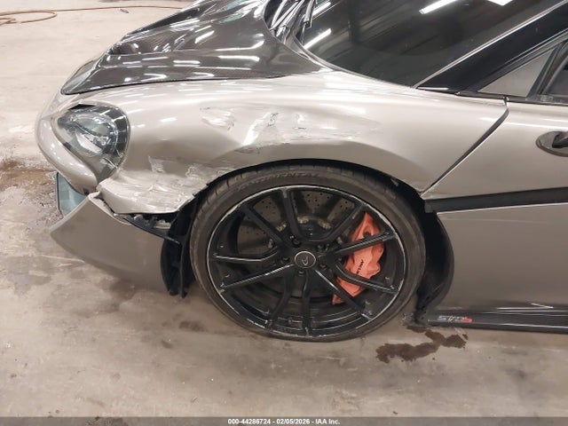 Mclaren 570S 2016 SBM13DAA5GW000634 Image 17