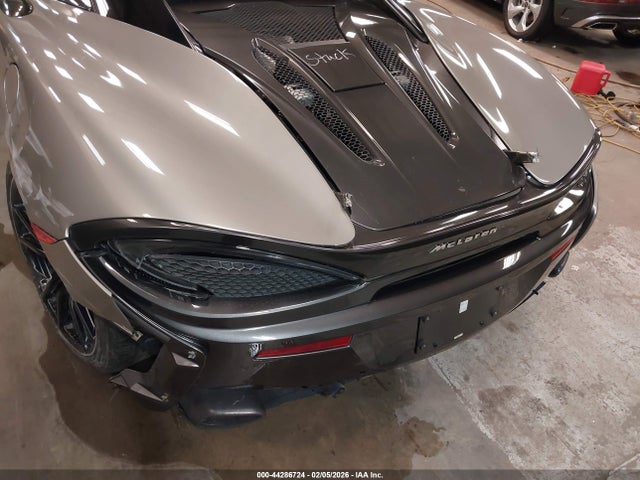 Mclaren 570S 2016 SBM13DAA5GW000634 Image 20