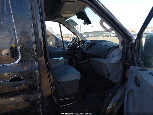 1FTYR2CM0FKA84448 Ford Transit-250