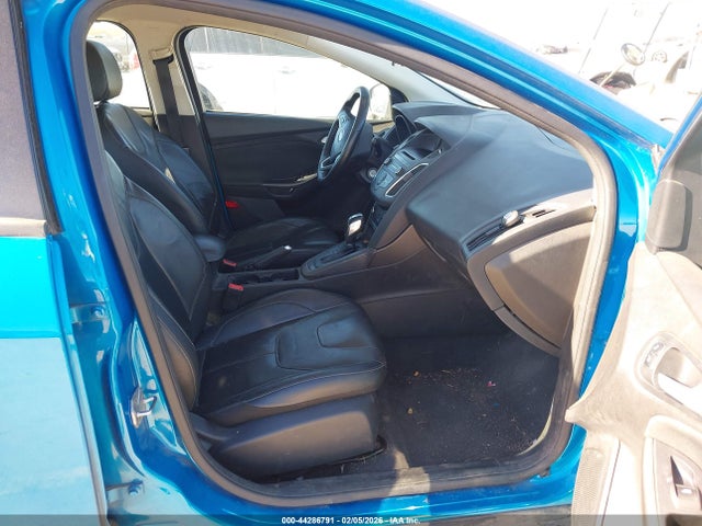 Ford FOCUS SE 2016 1FADP3K27GL372592 Image 5