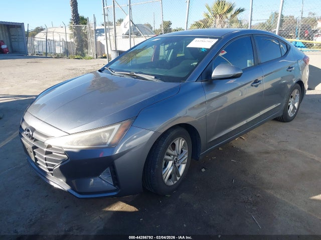 KMHD84LF1KU817924 Hyundai ELANTRA SEL