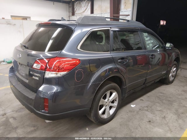 Subaru Outback 2.5i Premium 2014 4S4BRBCC5E3322084 Image 4