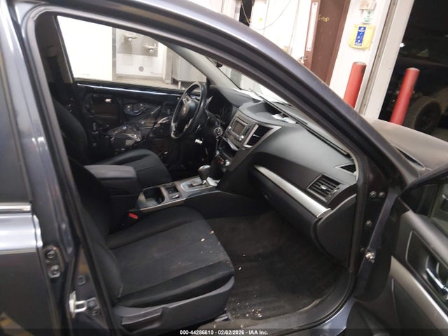 Subaru Outback 2.5i Premium 2014 4S4BRBCC5E3322084 Image 5