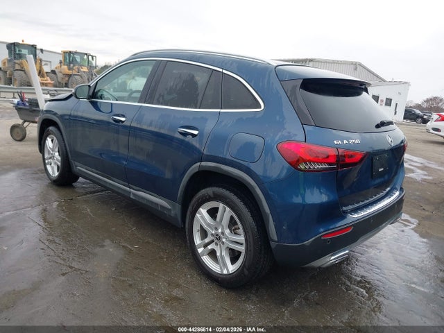 2021 MERCEDES-BENZ GLA 250 W1N4N4GB4MJ216038 Photo 2