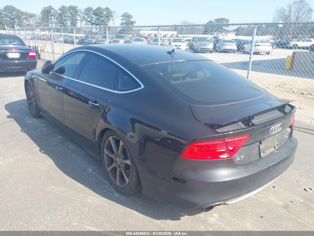 2013 AUDI A7 WAU3GAFC4DN080540 Photo 2
