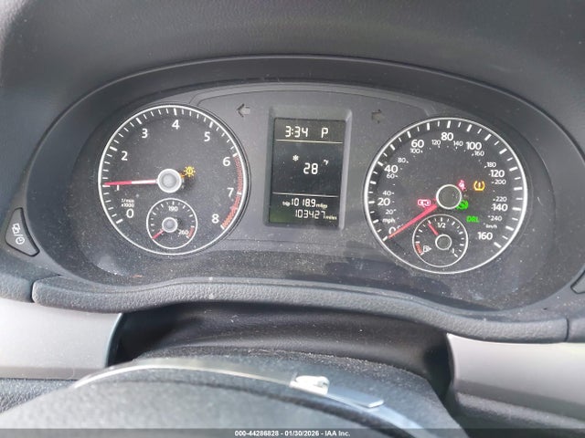 44286828 :رقم المزاد ، 1VWAT7A39FC103273 vin ، 2015 Volkswagen Passat 1.8t Limited Edition مزاد بيع