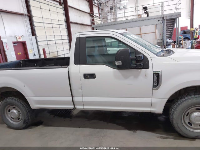 Ford F-250 Xl 2017 1FTBF2A64HEB37494 Image 14