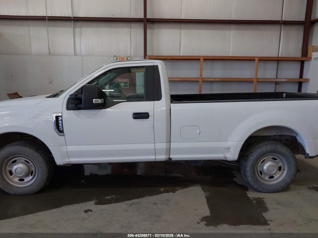 Ford F-250 Xl 2017 1FTBF2A64HEB37494 Image 15
