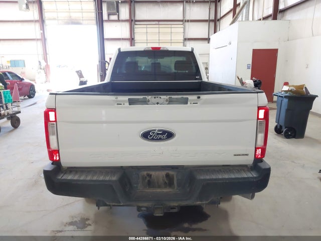 Ford F-250 Xl 2017 1FTBF2A64HEB37494 Image 17
