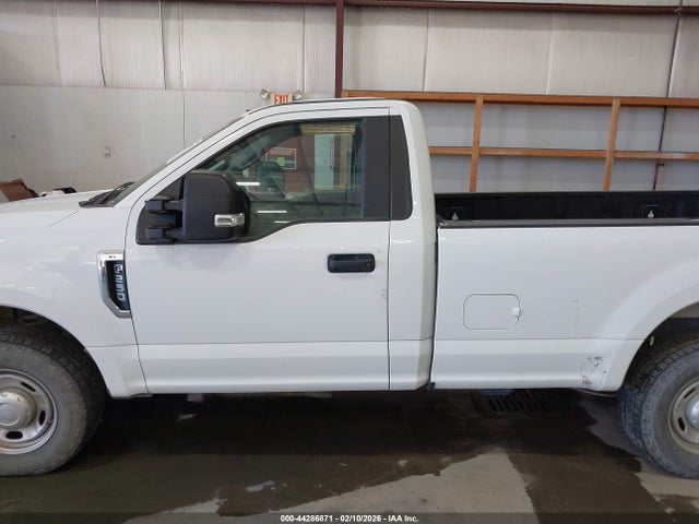 Ford F-250 Xl 2017 1FTBF2A64HEB37494 Image 6