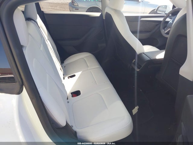 2024 TESLA MODEL Y 7SAYGDED3RF047154 Photo 7
