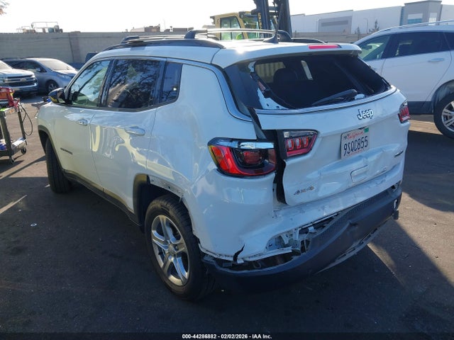 3C4NJDBN7PT553115 Jeep Compass Latitude 4x4