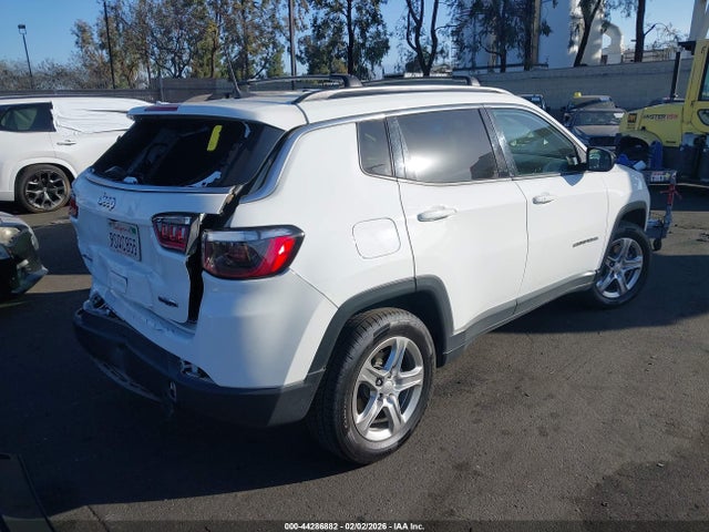 3C4NJDBN7PT553115 Jeep Compass Latitude 4x4