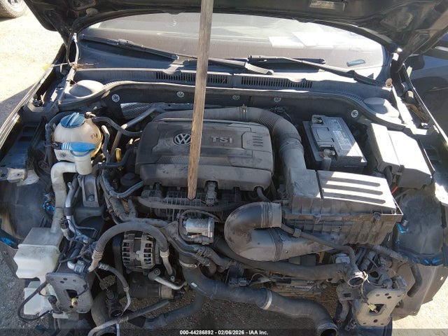 Продажа на аукционе авто 2015 Volkswagen Jetta 1.8t Se, vin: 3VWD07AJ2FM298037, номер лота: 44286892