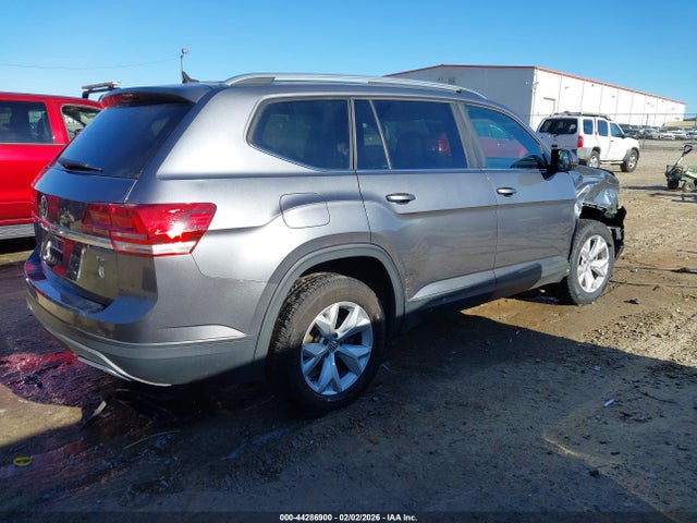 Продажа на аукционе авто 2018 Volkswagen Atlas 3.6l V6 Se, vin: 1V2CR2CAXJC526492, номер лота: 44286900