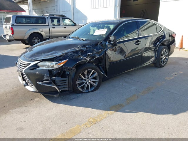 2017 Lexus Es 300h მანქანა იყიდება აუქციონზე, vin: JTHBW1GGXH2164502, აუქციონის ნომერი: 44286935