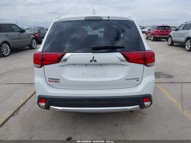 Mitsubishi Outlander Se 2017 JA4AD3A30HZ028840 Image 17