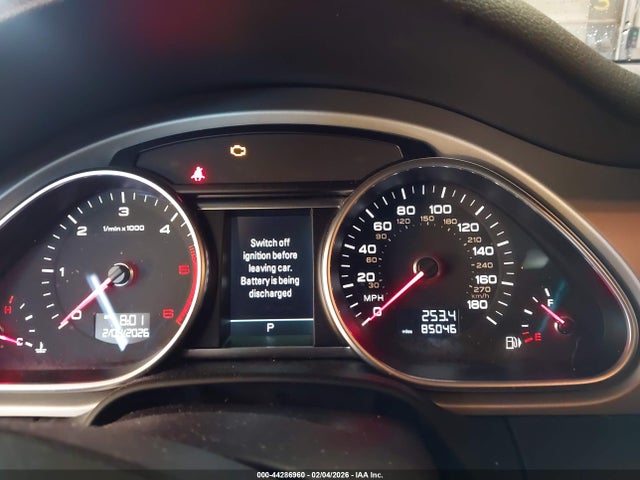 2015 Audi Q7 3.0 Tdi Premium მანქანა იყიდება აუქციონზე, vin: WA1LMAFEXFD025445, აუქციონის ნომერი: 44286960
