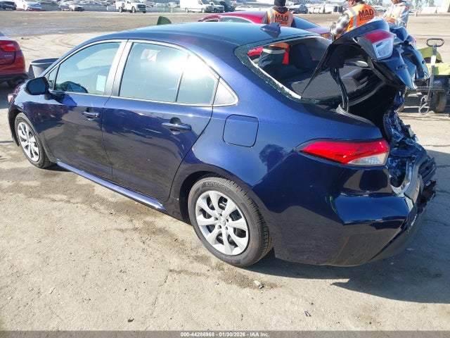 Toyota COROLLA LE 2025 5YFB4MDEXSP343112 Image 3