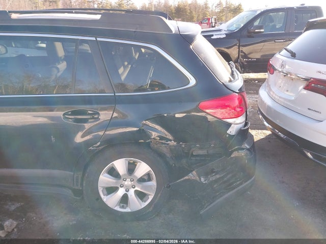 44286995 :رقم المزاد ، 4S4BRDKC9B2325858 vin ، 2011 Subaru Outback 3.6r Limited مزاد بيع
