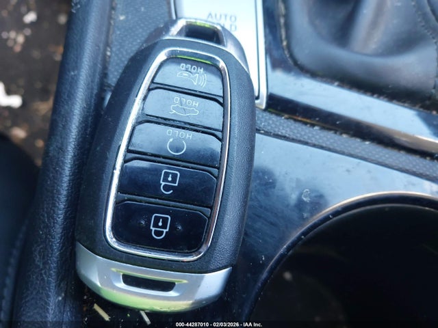 2021 Hyundai Elantra Limited მანქანა იყიდება აუქციონზე, vin: 5NPLP4AGXMH039148, აუქციონის ნომერი: 44287010