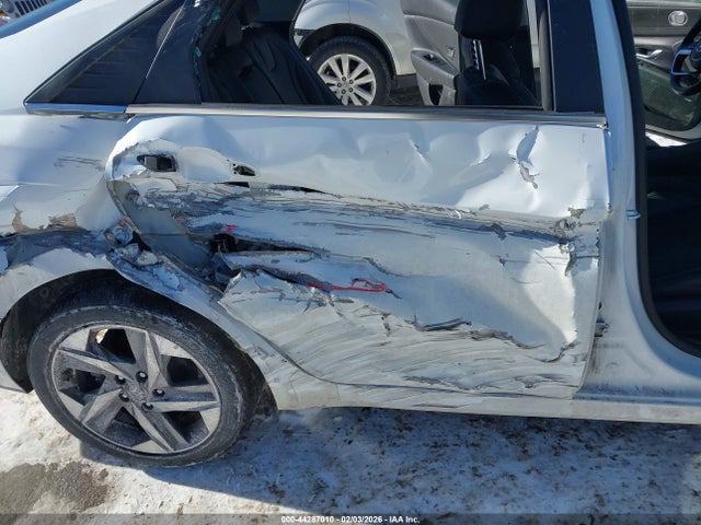 2021 Hyundai Elantra Limited მანქანა იყიდება აუქციონზე, vin: 5NPLP4AGXMH039148, აუქციონის ნომერი: 44287010