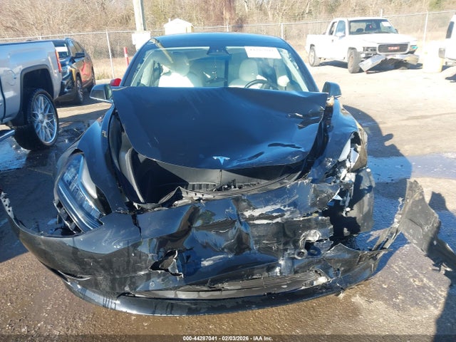 44287041 :رقم المزاد ، 5YJ3E1EA5LF808372 vin ، 2020 Tesla Model 3 Standard Range Plus Rear-wheel Drive/standard Range Rear-wheel Drive مزاد بيع