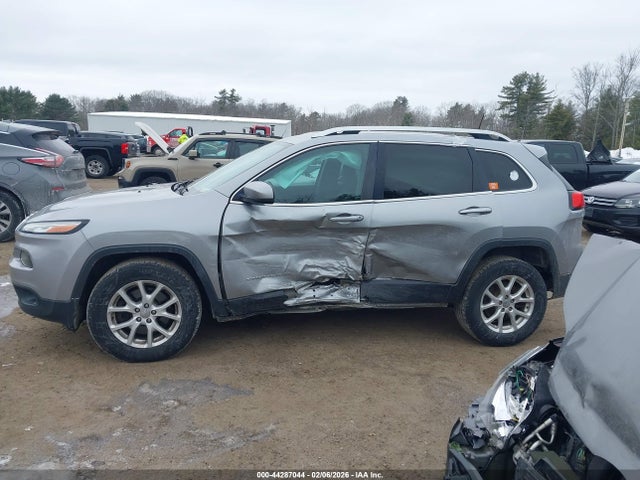 Jeep Cherokee Latitude 2016 1C4PJMCS5GW206325 Image 15