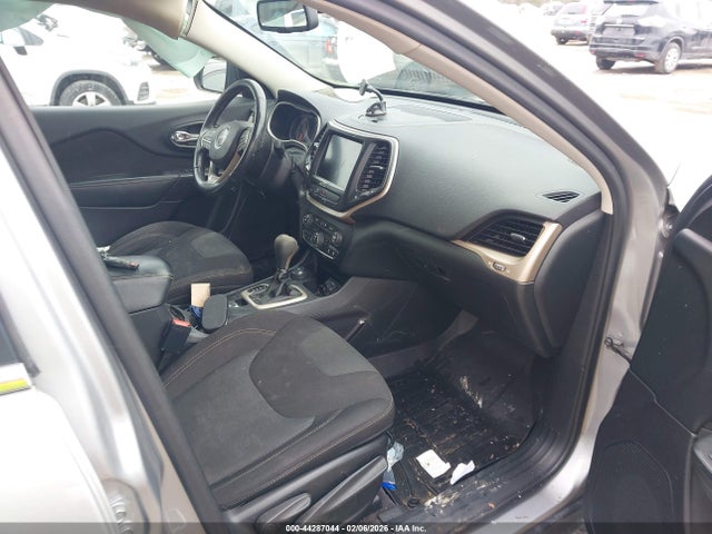 2016 JEEP CHEROKEE 1C4PJMCS5GW206325 Photo 4