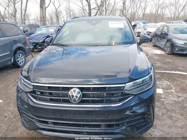 44287055 :رقم المزاد ، 3VV8B7AX3RM211349 vin ، 2024 Volkswagen Tiguan 2.0t Se R-line Black مزاد بيع