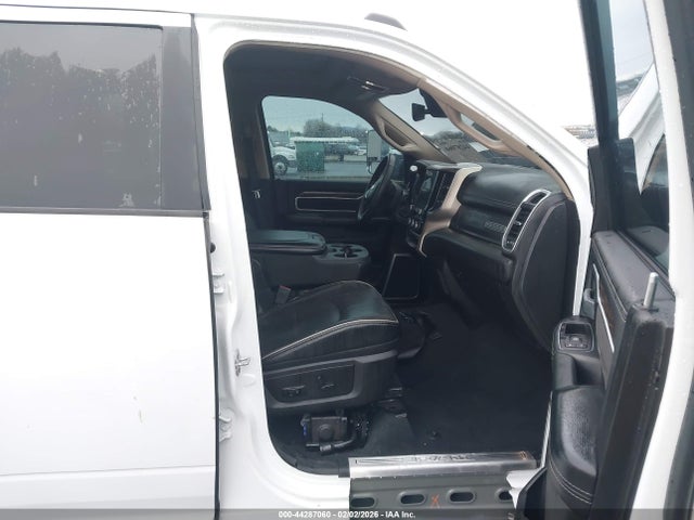 2020 RAM 2500 3C6UR5FL8LG250213 Photo 4