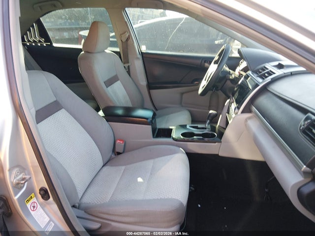 44287065 :رقم المزاد ، 4T1BF1FK4CU615116 vin ، 2012 Toyota Camry L مزاد بيع