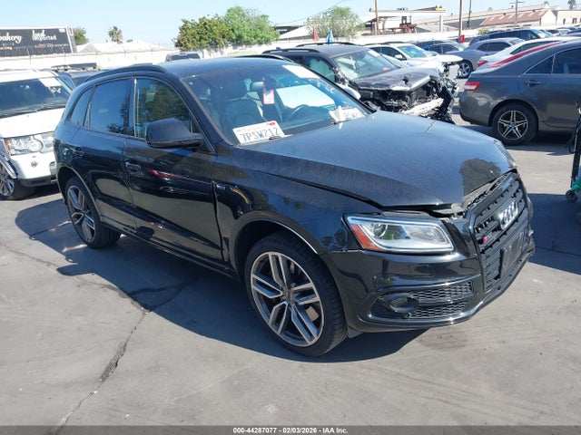 2016 AUDI SQ5 WA1CCAFP7GA059379