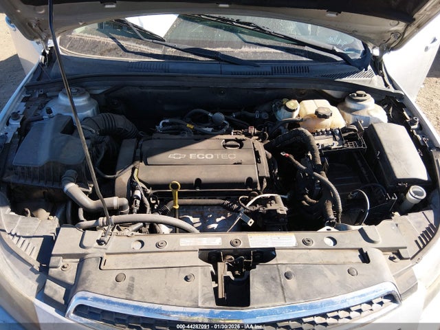 1G1PA5SG0E7185094 Chevrolet Cruze Ls Auto