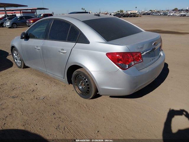 1G1PA5SG0E7185094 Chevrolet Cruze Ls Auto
