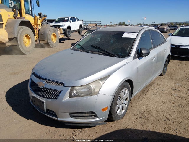 1G1PA5SG0E7185094 Chevrolet Cruze Ls Auto