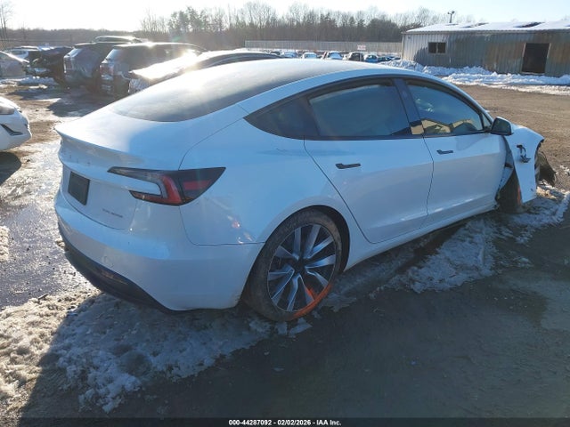 2024 TESLA MODEL 3 5YJ3E1EB3RF799432 Photo 3