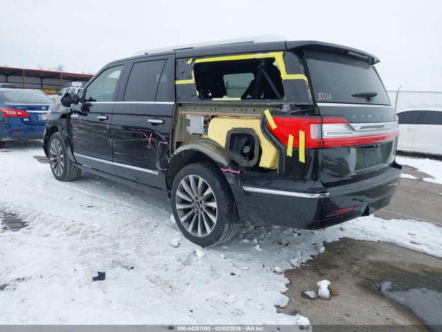 2019 LINCOLN NAVIGATOR L 5LMJJ3JT6KEL04749 Photo 2