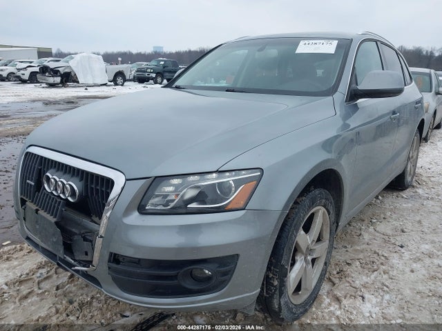 2011 AUDI Q5 WA1LFAFP0BA071177 Photo 1